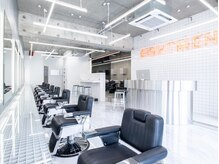 エイト メン 那覇新都心店(EIGHT MEN)