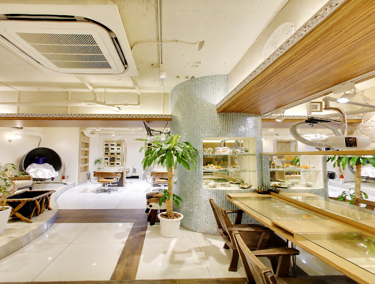 ヘアリゾートエーアイ 新宿西口店(hair resort Ai)｜ホットペッパー