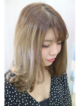 ミルプデザイン(MilP design) ミディアムエアリーボブ