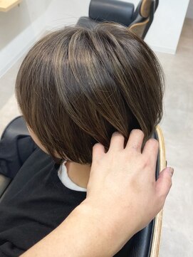 トト 船橋店(toto.) 黒髪/グレーベージュ/レイヤーロング/前髪パーマ[西船橋/津田沼]