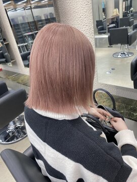 ペレ 栄店(PELE) 黒髪/グレーベージュ/レイヤーロング/ブリーチ/栄/名駅