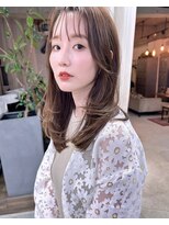 インビテーション(invitation) 大人かわいい前髪カット顔周りカットおくれ毛20代30代