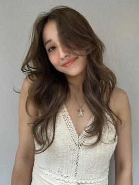 エヌ トーキョー(enu TOKYO) オリーブベージュ/レイヤーカット/海外スタイル