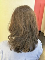 リバース(Reverse)&nbsp;20代30代40代50代/ミディアムレイヤーC ベージュ／グレージュ