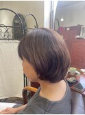 ショートボブ