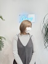 グランツ(GLANZ) 外ハネウルフボブミルクティグレージュ