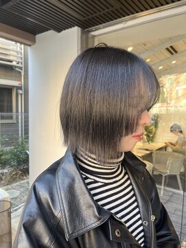 スノッブ ビア ビーチ(Snob VIA Beach) ぱつっとボブ