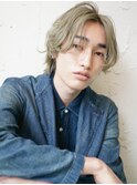 メンズカット☆ブリーチデザインセンターパートホワイトブロンド