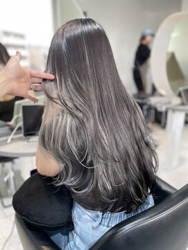 ルモ(Lumo) 【HIROMI指名】コントラストインナー/モノトーン好きにおすすめ