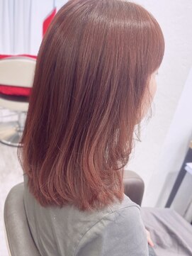 ウイ バイ ファースト 北四番丁店(u'i by first) ミディアムレイヤー   ラズベリーピンクスタイル