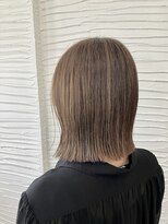 グロウトヨサキワン(GLOW TOYOSAKI ONE)&nbsp;お洒落白髪ぼかしハイライトカラー♪