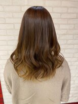 ビスイル 秋葉原店(Vis ill) 大人可愛い艶カラーベージュブラウンミニウルフインナー