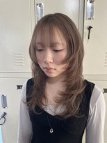 ビビ バイ マグ 岡谷店(bivi by Mag)&nbsp;ブリーチカラー◎ミルクティーグレージュ×ハッシュカット