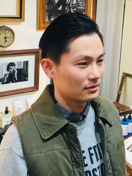 デュエルヘアー グルーミングショップ(DWELL HAIR. GROOMING SHOP) 7:3×ハードパートスタイル