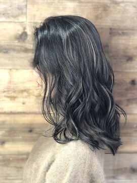 フォーク(FOLK) KASUMI 外国人風ハイライト×スモーキーグレー　【FOLK 恵比寿】