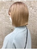 ハイトーン切りっぱなしボブ_メルティカラーくびれヘア_ba362501