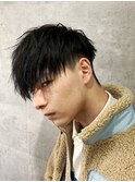 ツイストスパイラル波打ちスパイラルセンターパート刈り上げ束感