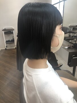 アプシー 三田駅前店(Apsee) ブラック×ぱっつんボブ