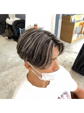 アフューズバイストゥー(Vfuse by StueW) センターパート×ハイライト[倉敷][岡山][ハイライト]