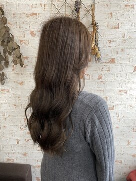 アカイトビラ ヘアケアサロン(AKAI TOBIRA Hair Care Salon) ハイライトカラー☆