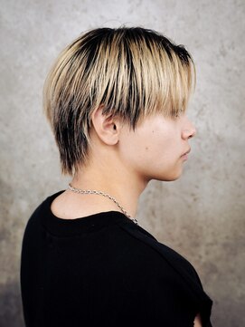 アルファ 新宿(alpha) フェザーパーマ/刈り上げセンターパート/サーフカール[新宿]