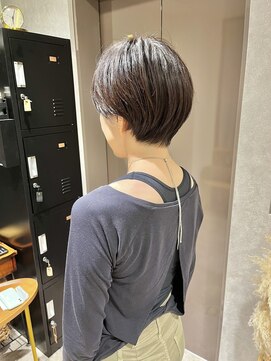 クエ(QUE) ショート/くびれショート/20代30代40代/横浜