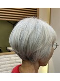 グレイ丸みボブ40代50代60代