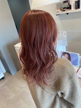 リム(RiM) 艶ロング/レイヤーカット/ベビーピンクハイトーンカラー