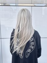 ルフレ 新宿本店1st(Reflet)&nbsp;シルバーホワイトロング