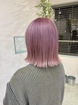 ロストシティ 横浜(LOST CITY) 切りっぱなしボブ/ハイトーンカラー/ブリーチカラー/ハイライト