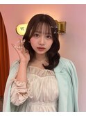 ミディアムヘアの春っぽスタイル