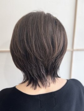 ユウジオザワ(YUJI OZAWA) 白髪ぼかしハイライト