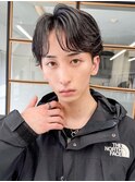 爽やかナチュラルパーマセンターパート清潔感