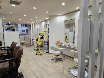 cut salon GLORY【カット サロン グローリー】
