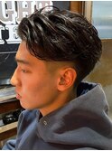 海外風テーパーフェードかきあげパーマ