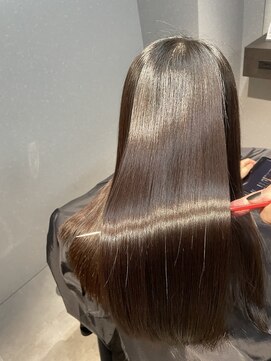 ルナス 福岡天神(LUNAS) 【広がる大きなうねりに】美髪縮毛矯正