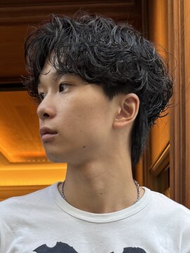 トッド(tod) メンズパーマメンズカットニュアンスパーマフェザーショート眉毛