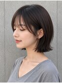 ひし形レイヤーボブ 外ハネミディアム シースルーバング
