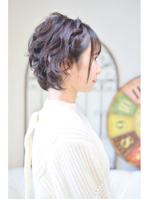 【メイズ 東中野・鍛原志行】ショートの編み込みヘアアレンジ