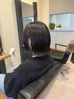 ジーニー(GeeNY)&nbsp;切りっぱなし外ハネミニボブ