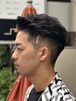 アイロンパーマ　毛流れ　直毛改善　フェード