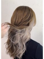 ヘアーアンドスパソシット(HAIR&SPA SOCIT)&nbsp;ホワイトシルバーインナーカラー