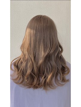 ラヴィズム(LUVISM) ◎韓国ヘアー顔周りレイヤーおくれ毛前髪万代新潟