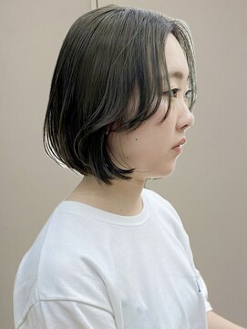 パークレーン アイス イヴェン(park lane ICI yeven) オリーブカラーレイヤーボブ韓国ボブタッセルボブ名古屋ミニボブ