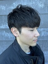 ヒュイル バイ ニアウ(Hwyl by Niau)&nbsp;メンズマッシュセンターパートスパイラルパーマニュアンスパーマ