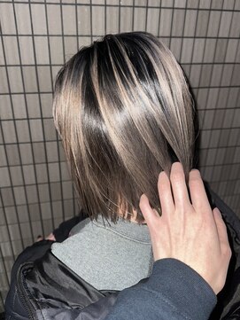 アルレン(Allen) バレイヤージュ　デザインカラー　宇都宮　切りっぱなしボブ