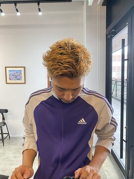 サブトル(subtle) 刈り上げオールバック(四日市/メンズブリーチ)【tasuku】
