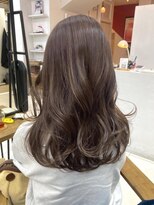 バランス 原宿 表参道(balance)&nbsp;【髪質改善】ヘーゼルグレージュハイライト×レイヤー YUKA