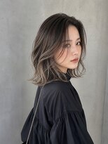 ピース バイ シータ(PEACE by CITA)&nbsp;【KENJI】白髪ぼかしグレージュミディ30代40代