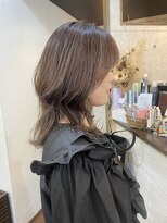 クオート(quoit) 【白髪ぼかしハイライト】夏も軽やかに大人女性の白髪染め